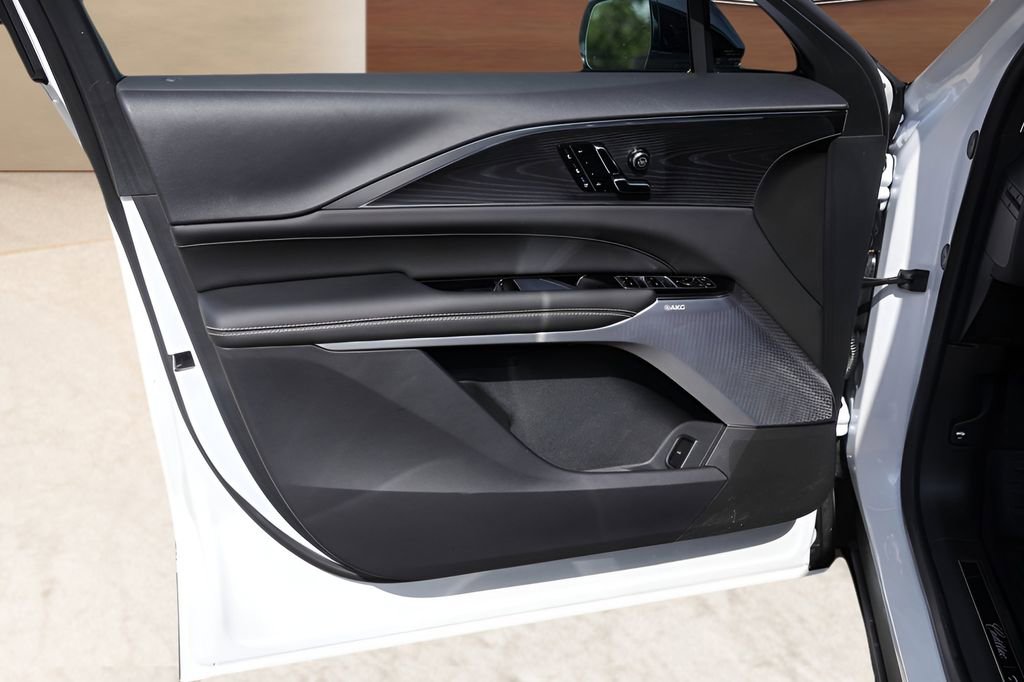 Used 2025 Cadillac Lyriq Luxury w/ LPO, Floor Liner Package image 22