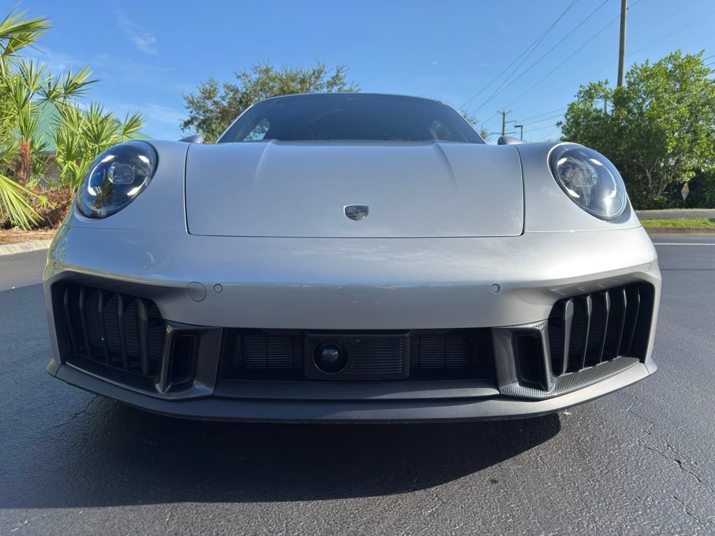 Used 2025 Porsche 911 Carrera 4 GTS AWD/4WD image 11
