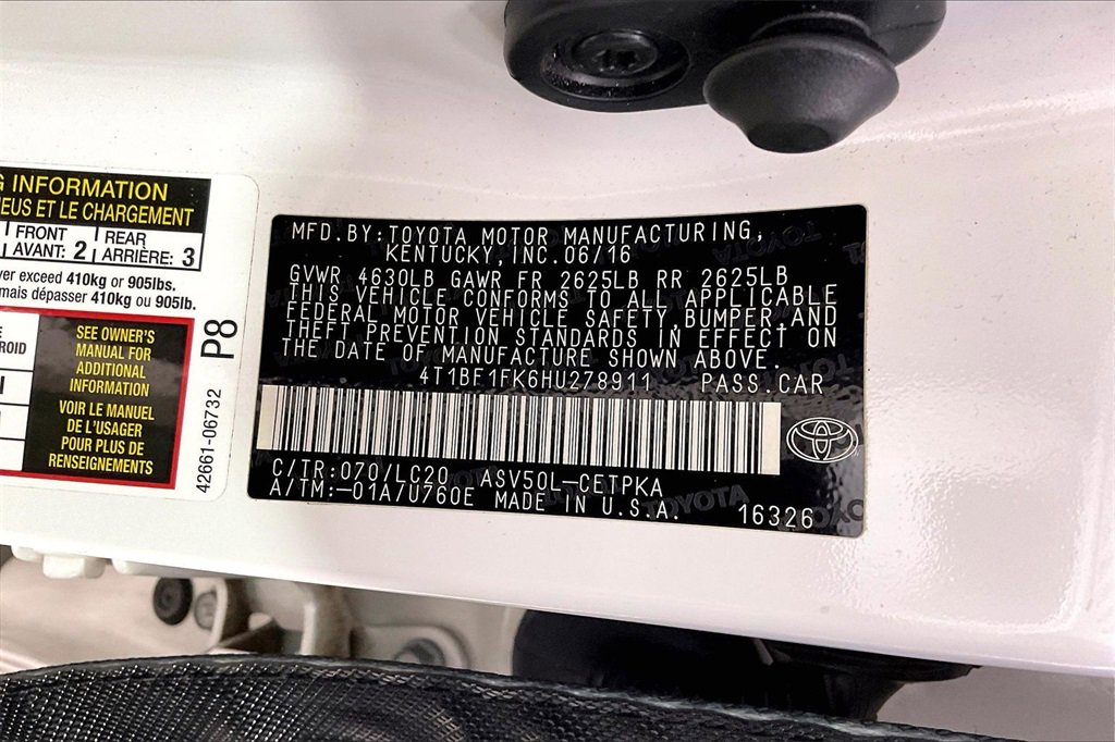 Used 2017 Toyota Camry XSE image 31