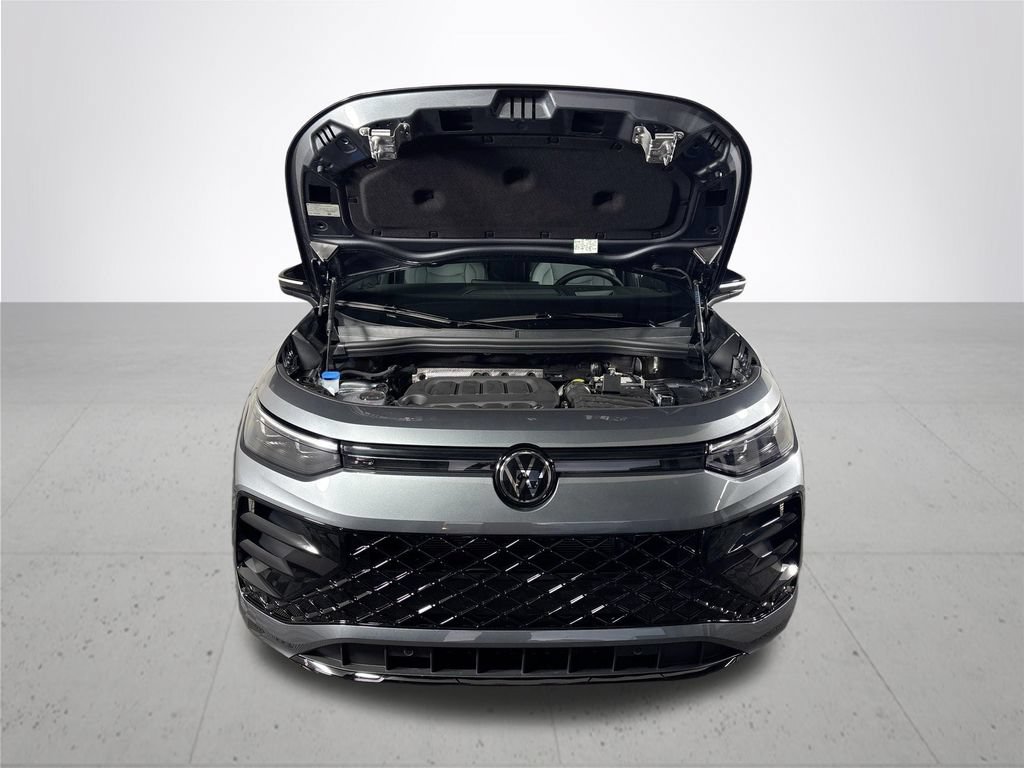 New 2026 Volkswagen Tiguan SE R-Line AWD/4WD image 22