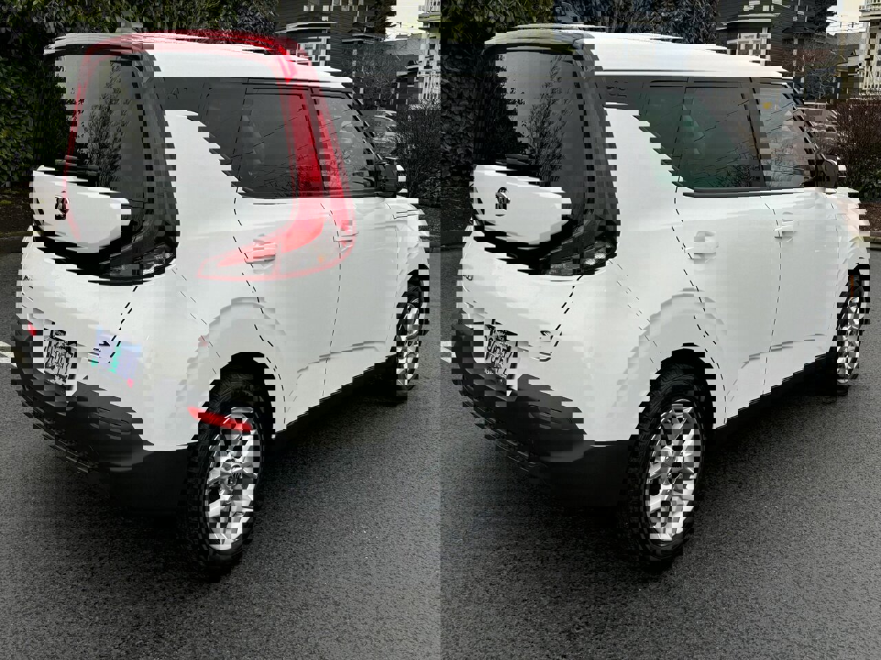 Used 2020 Kia Soul S image 8