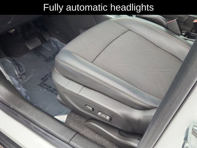 Used 2022 Chevrolet Trax LT w/ LT Convenience Package image 20