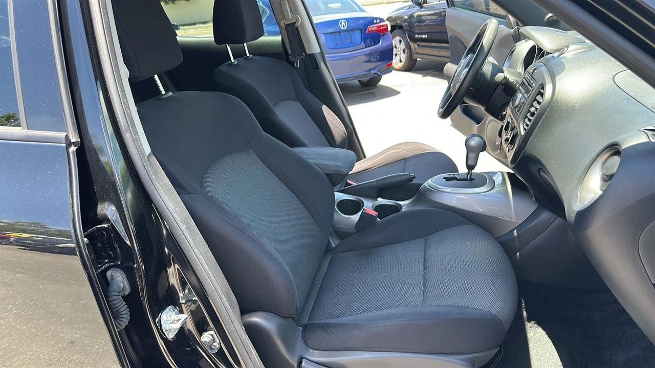 Used 2014 Nissan Juke S FWD image 52