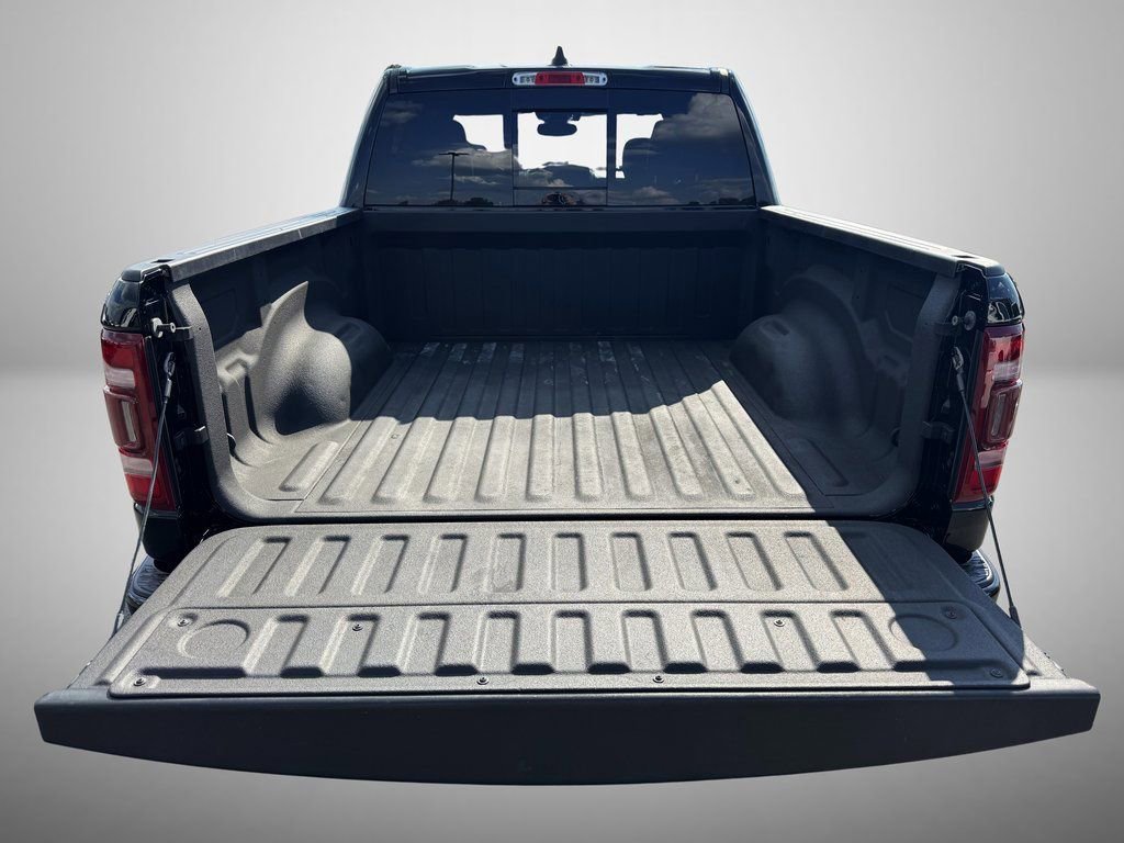 Used 2020 RAM 1500 Laramie w/ Sport Appearance Package image 8