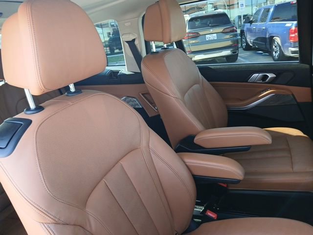 Used 2019 BMW X7 xDrive40i w/ Premium Package image 12