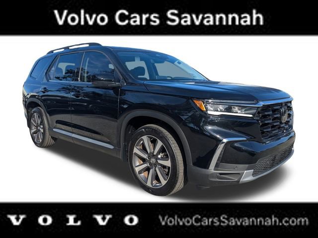 Used 2025 Honda Pilot Elite