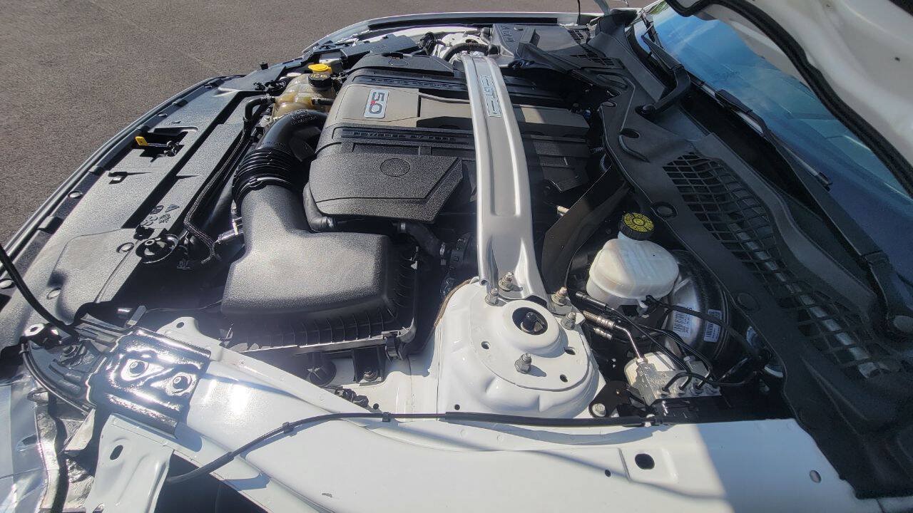 Used 2019 Ford Mustang GT Premium w/ Equipment Group 401A RWD image 32
