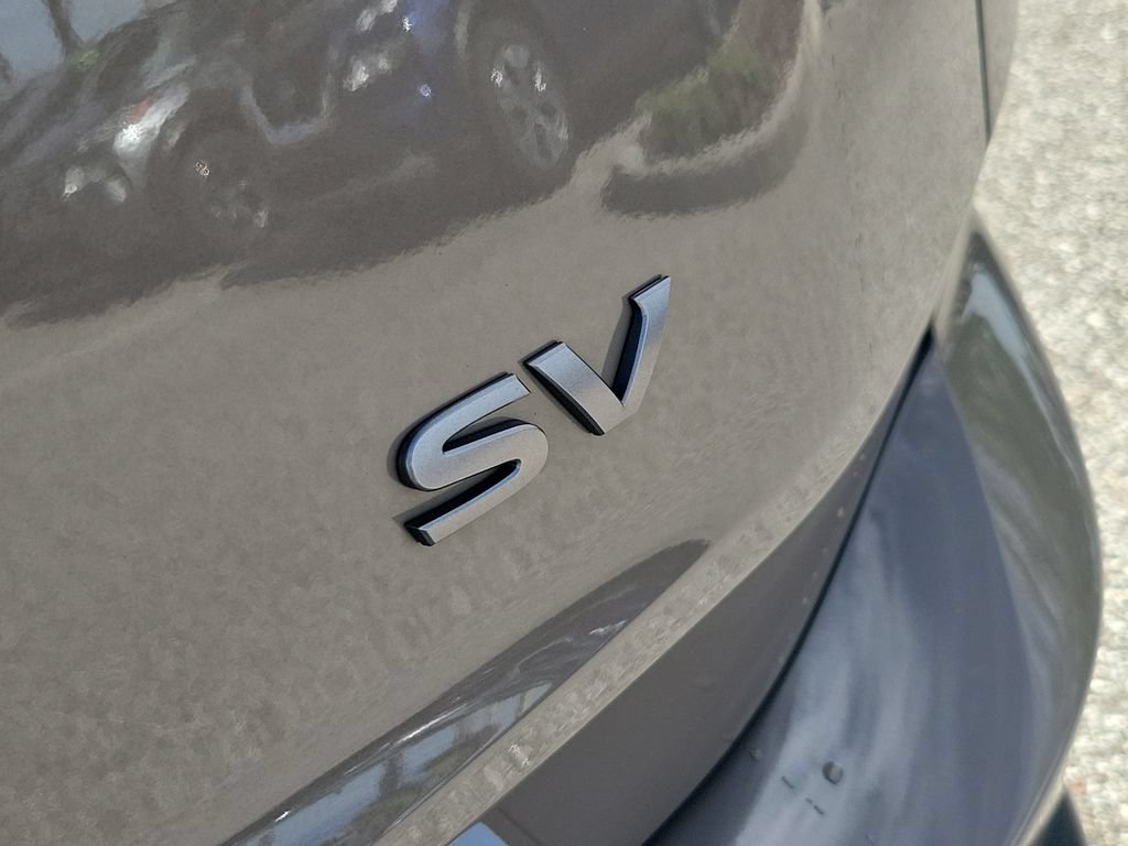 Certified 2024 Nissan Rogue SV FWD image 7