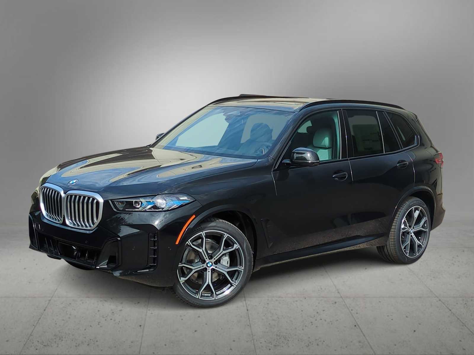 New 2026 BMW X5 xDrive40i w/ M Sport Package