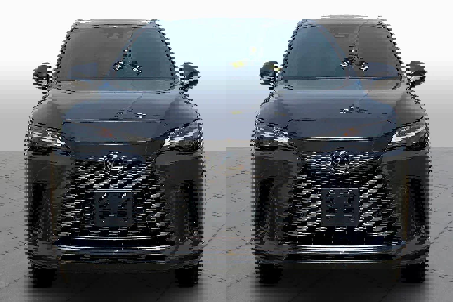 Used 2024 Lexus RX 350 Premium w/ Accessory Package (Z1) image 4