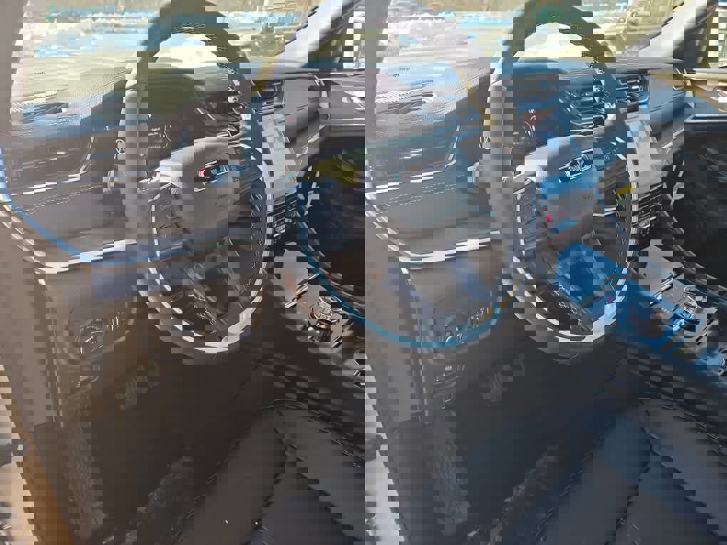 New 2025 Jeep Grand Cherokee Limited w/ Black Appearance Package image 17