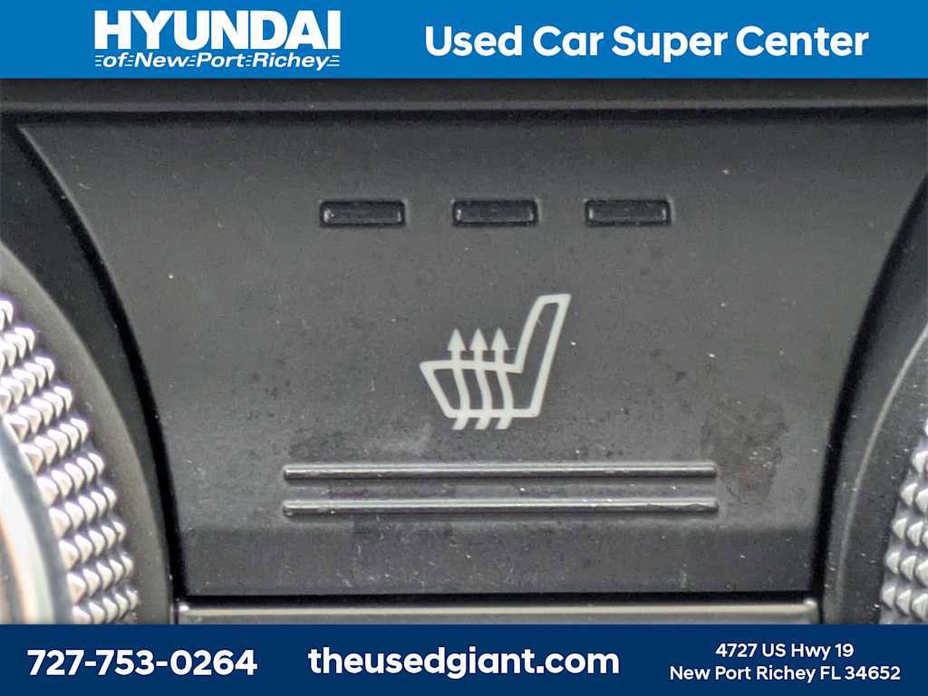 Used 2020 Genesis G70 2.0T w/ Elite Package image 27