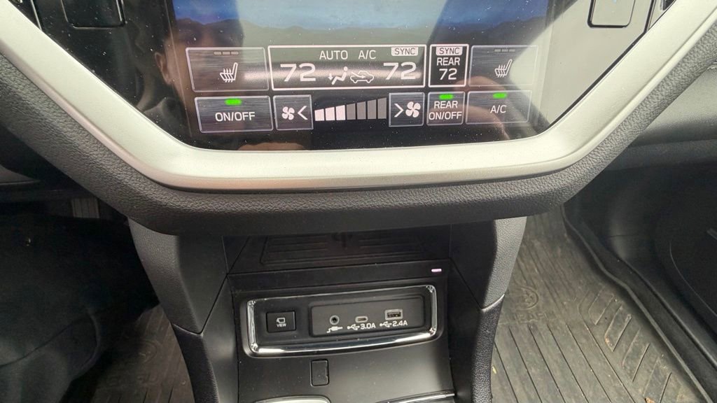 Used 2024 Subaru Ascent Limited w/ Technology Package AWD/4WD image 21