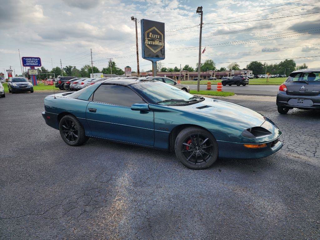 Used 1997 Chevrolet Camaro Z28 w/ Preferred Equipment Group 2 RWD image 4