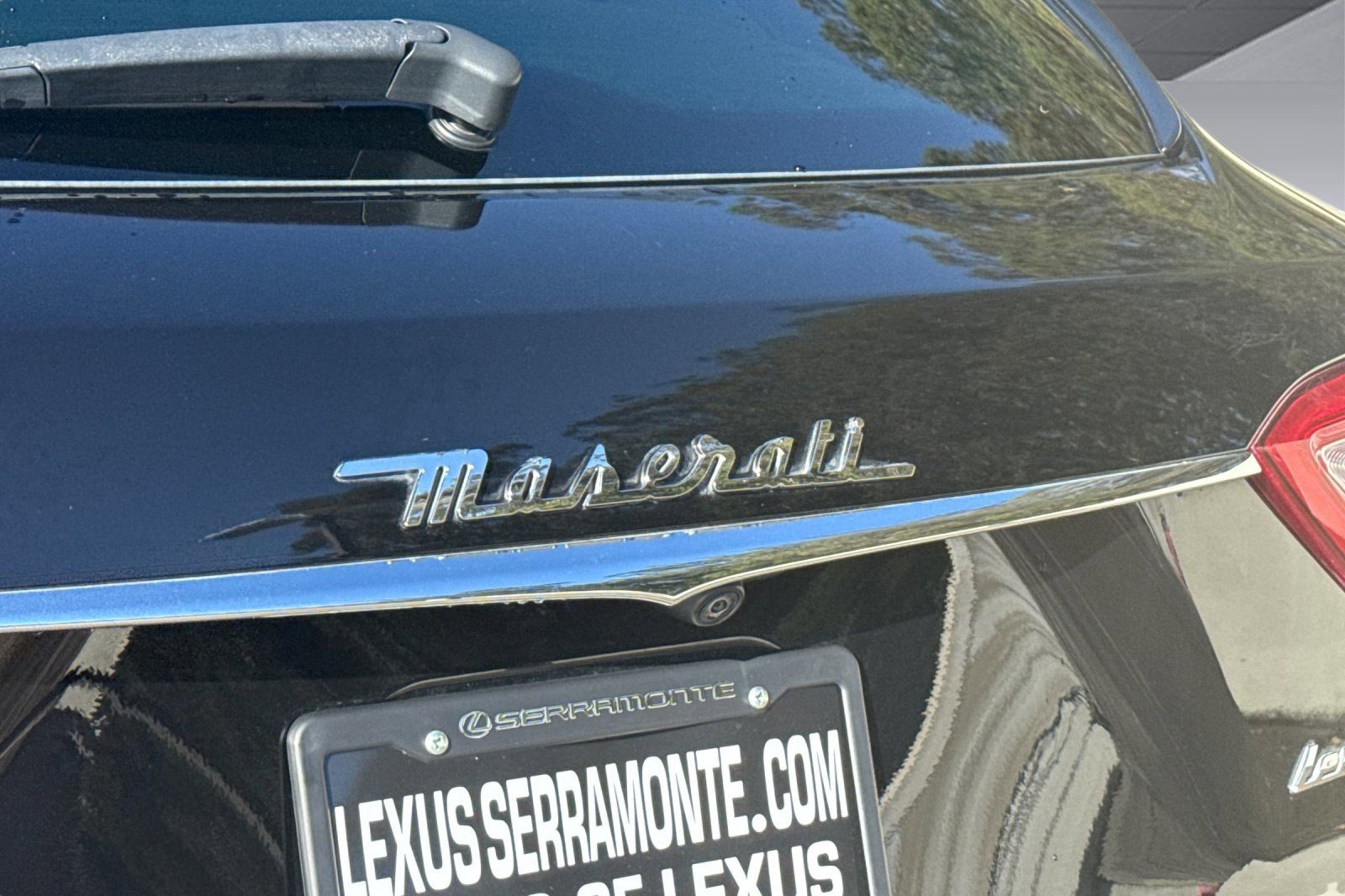 Used 2017 Maserati Levante S image 19