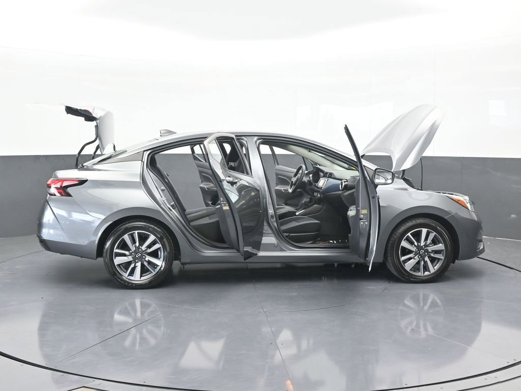 Used 2023 Nissan Versa SV image 70