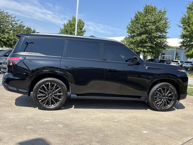 Used 2025 INFINITI QX80 Autograph w/ Autograph Exterior Package image 2