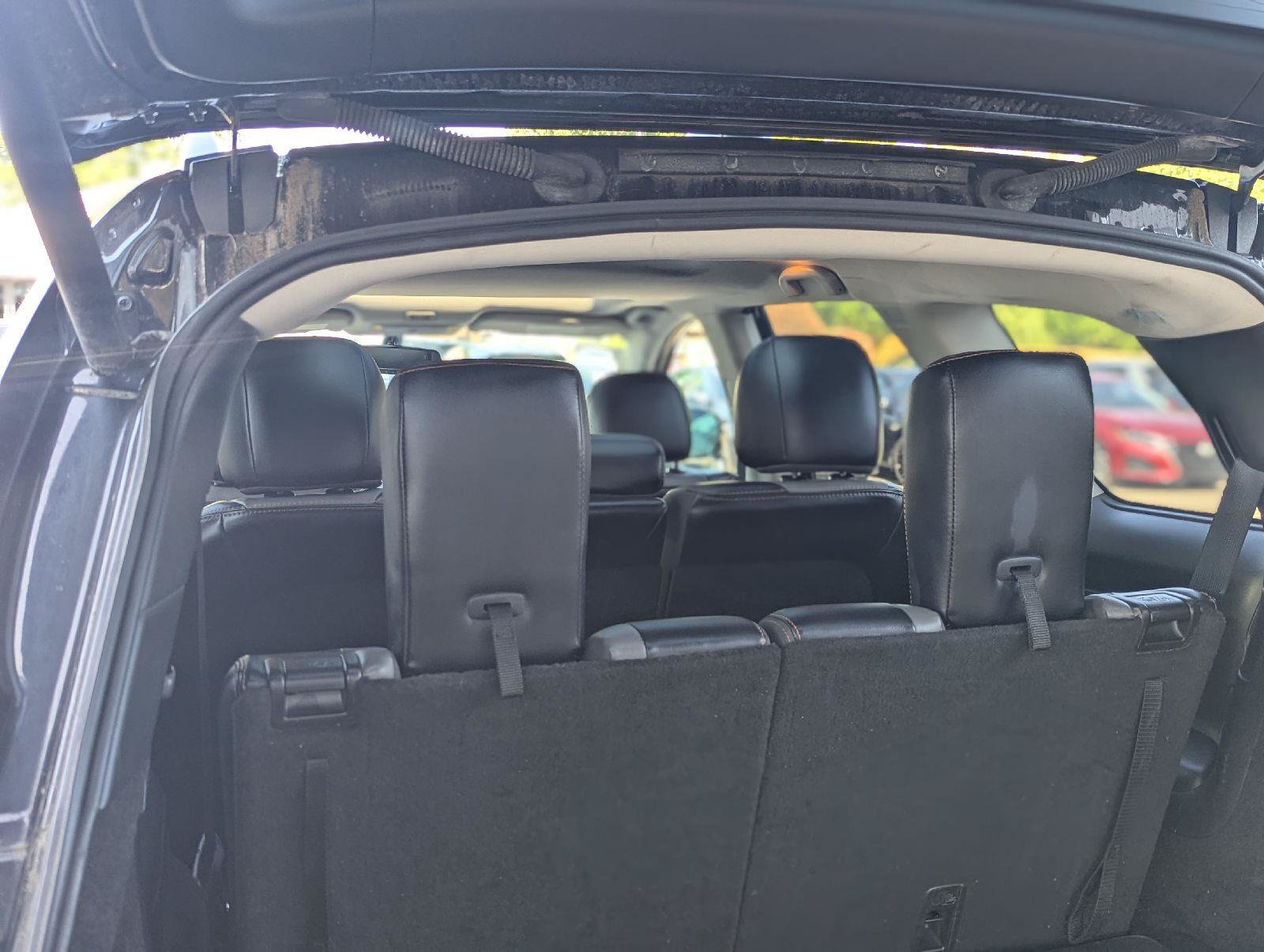 Used 2020 Nissan Pathfinder SL AWD/4WD image 34
