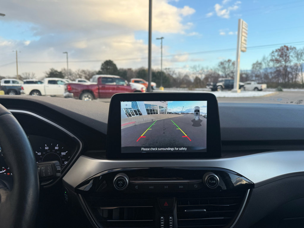 Used 2020 Ford Escape SEL image 18