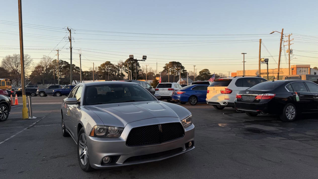 Used 2014 Dodge Charger R/T image 15