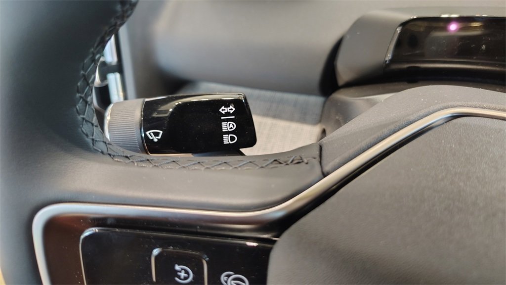 New 2026 Volvo EX30 Cross Country Ultra image 12