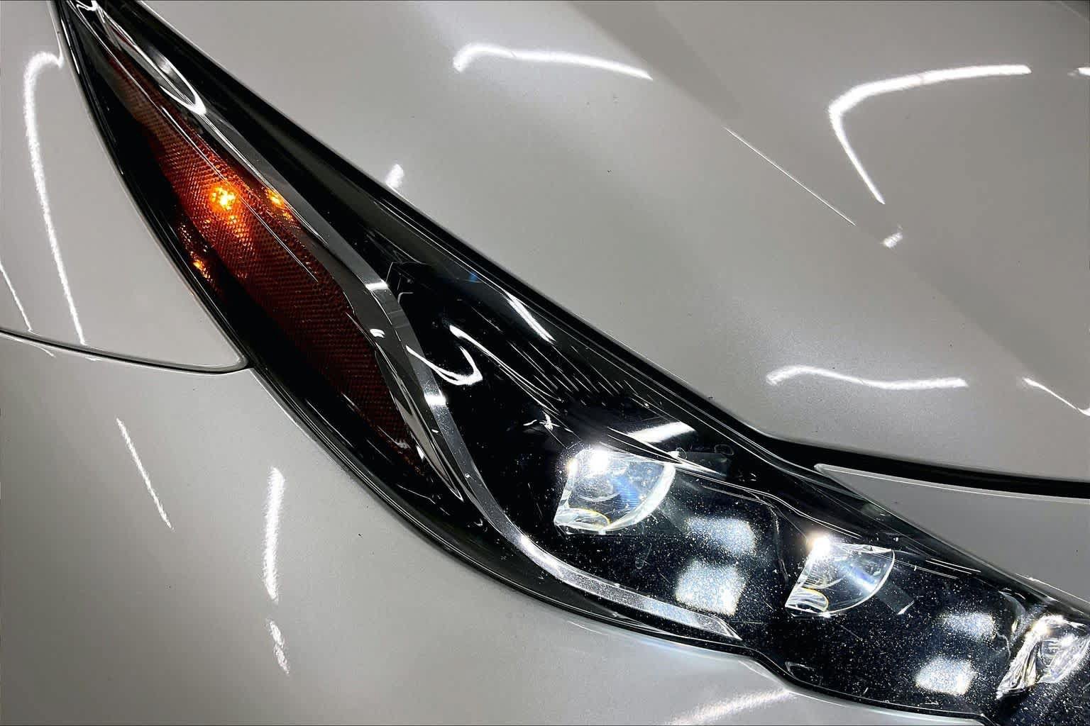 Used 2018 Toyota Prius Prime Advanced FWD image 27