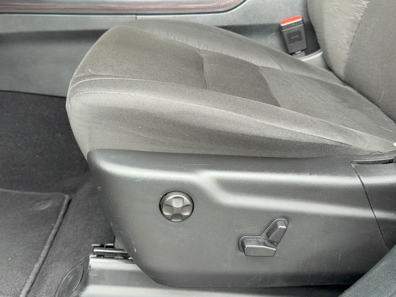 Used 2025 Dodge Durango GT AWD/4WD image 16