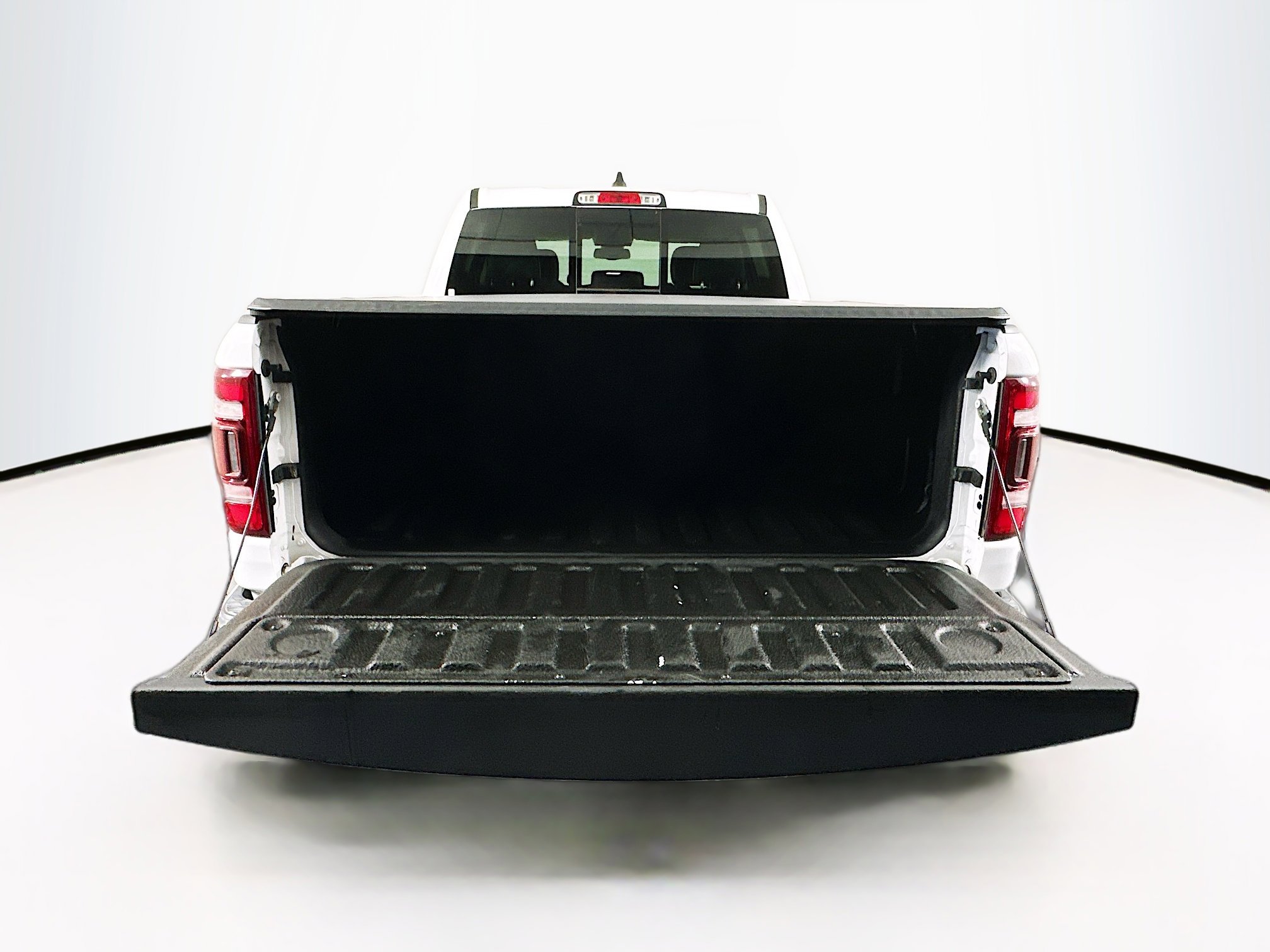 Used 2020 RAM 1500 Laramie image 29