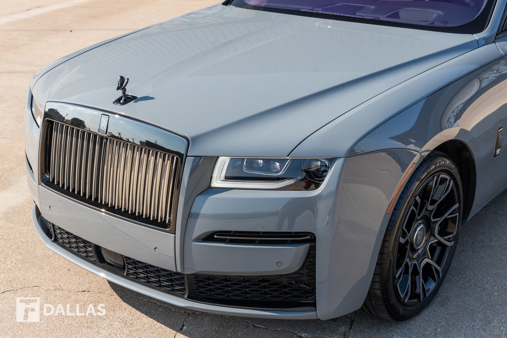 Used 2023 Rolls-Royce Ghost Black Badge w/ Black Badge Ghost Package image 7