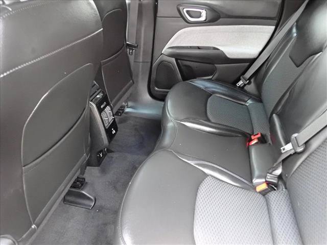 Used 2022 Jeep Compass Latitude w/ Convenience Group AWD/4WD image 6