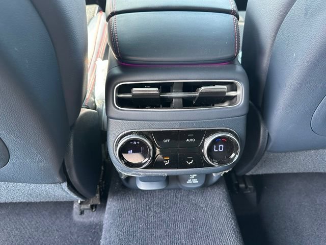 Used 2023 Genesis GV70 2.5T w/ Sport Prestige Package AWD/4WD image 17
