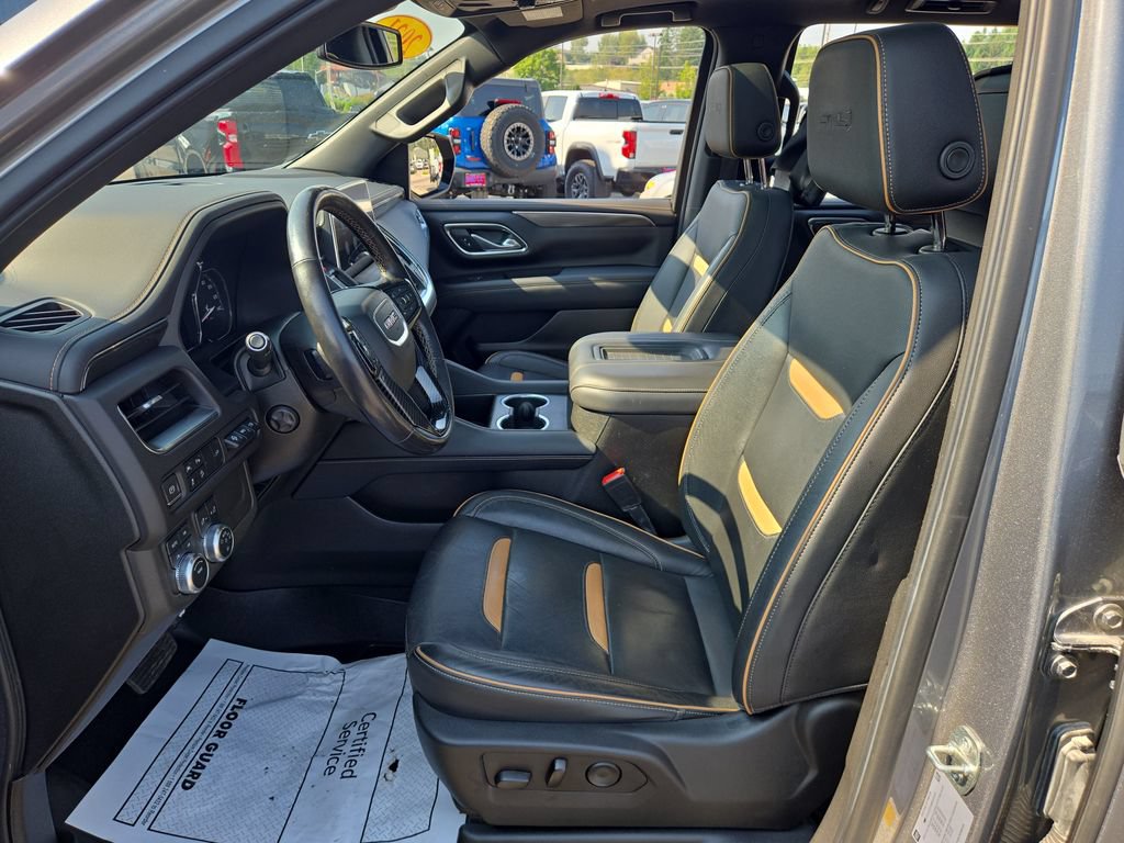 Used 2021 GMC Yukon AT4 w/ AT4 Premium Package AWD/4WD image 14