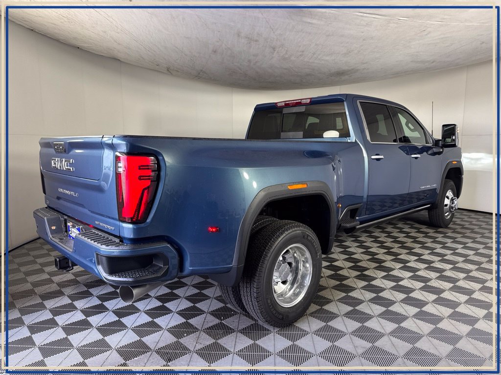 New 2026 GMC Sierra 3500 Denali Ultimate AWD/4WD image 5