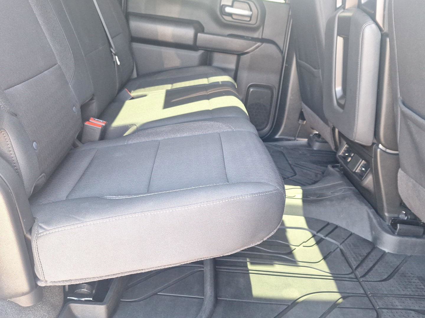 Used 2025 Chevrolet Silverado 2500 Custom w/ Custom Convenience Package AWD/4WD image 17