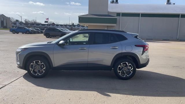 Used 2025 Chevrolet Trax LT image 5