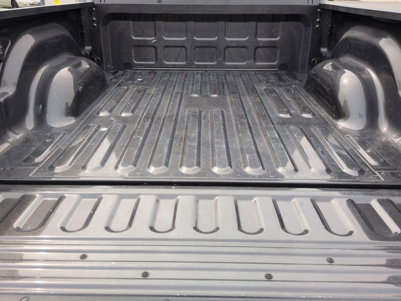 Used 2024 RAM 2500 Laramie AWD/4WD image 23