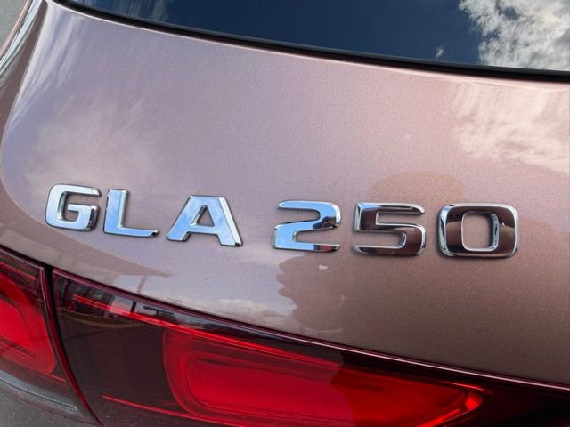 Certified 2022 Mercedes-Benz GLA 250 4MATIC image 9
