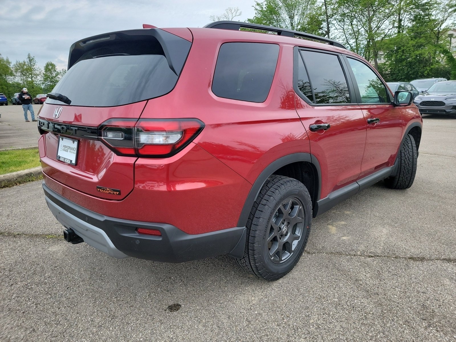 Used 2025 Honda Pilot TrailSport image 28