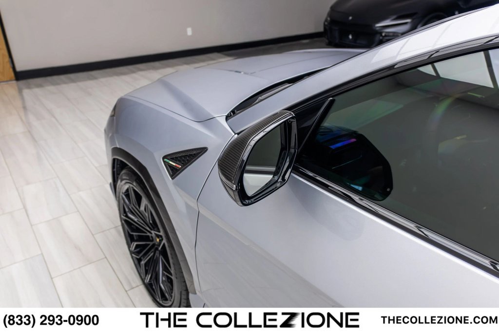 Used 2026 Lamborghini Urus SE AWD/4WD image 15