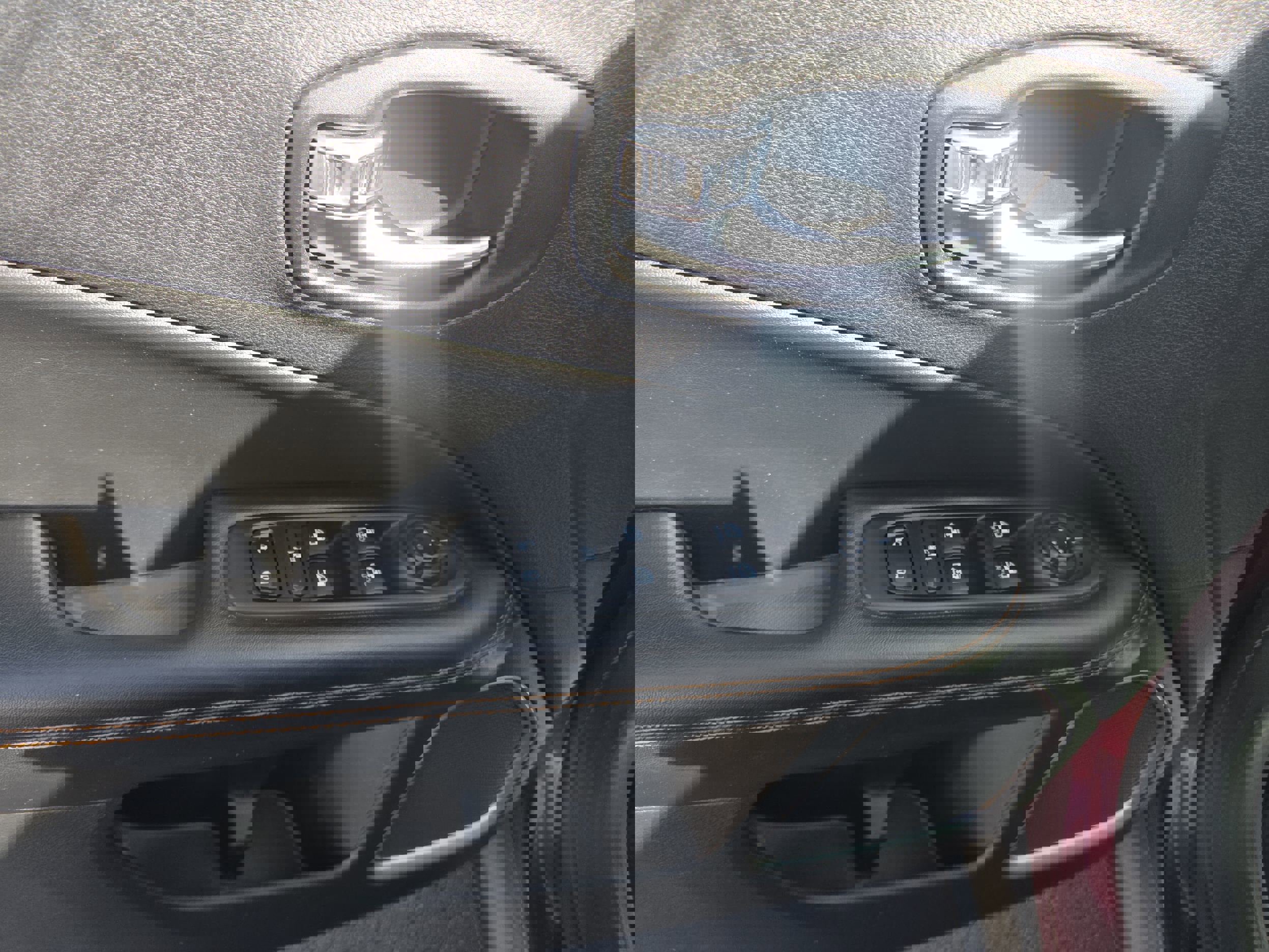 Used 2021 Jeep Compass Limited AWD/4WD image 24