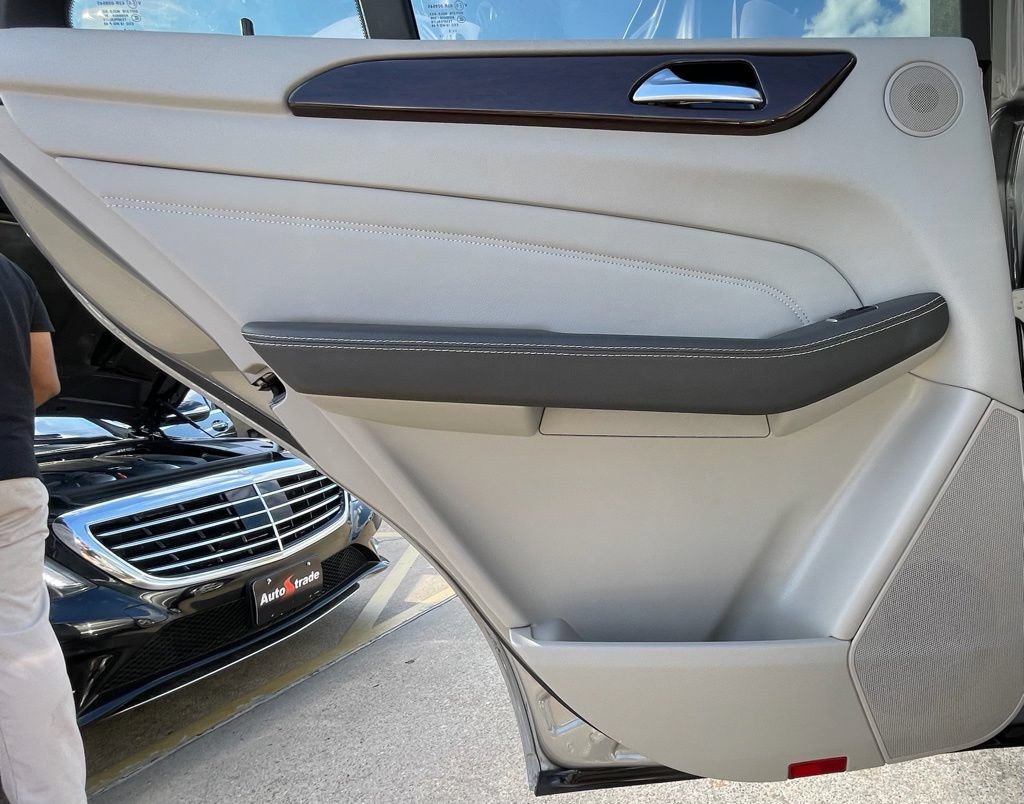 Used 2015 Mercedes-Benz ML 350 2WD w/ Premium 1 Package image 36