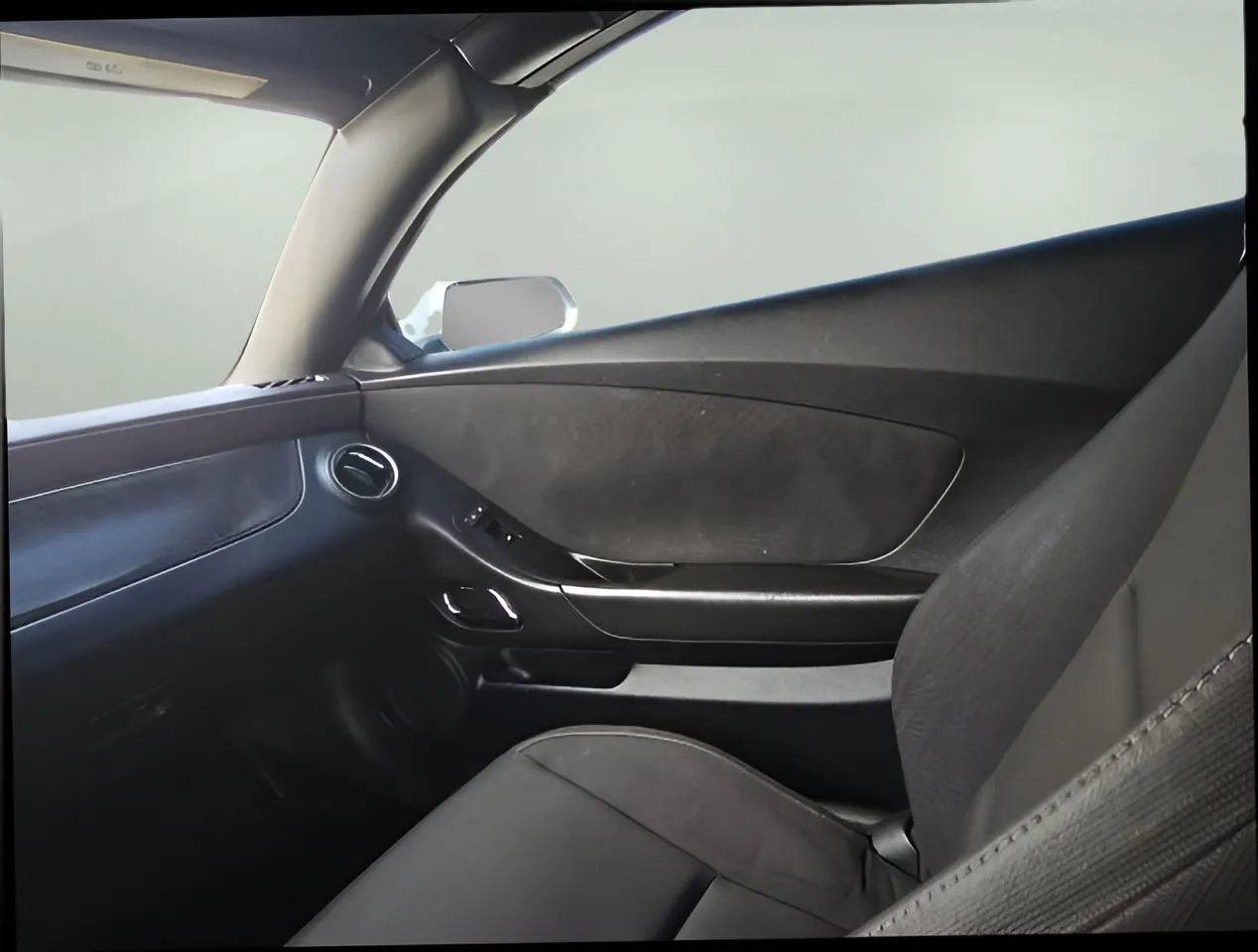 Used 2015 Chevrolet Camaro LT image 14