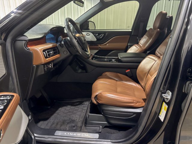 Used 2022 Lincoln Aviator Reserve w/ Equipment Group 201A image 15
