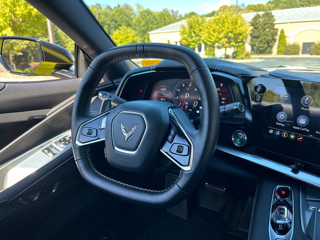 Used 2022 Chevrolet Corvette Stingray Coupe RWD image 19