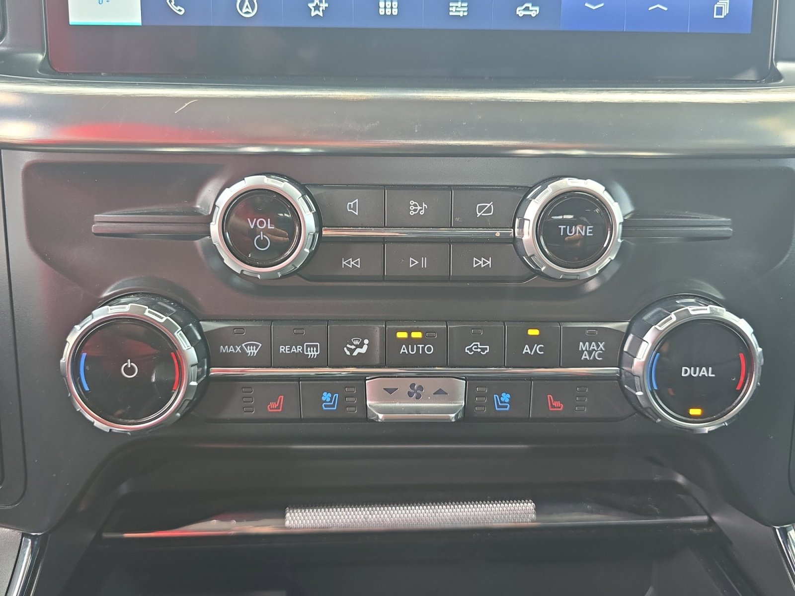 Used 2022 Ford F150 Lariat AWD/4WD image 19