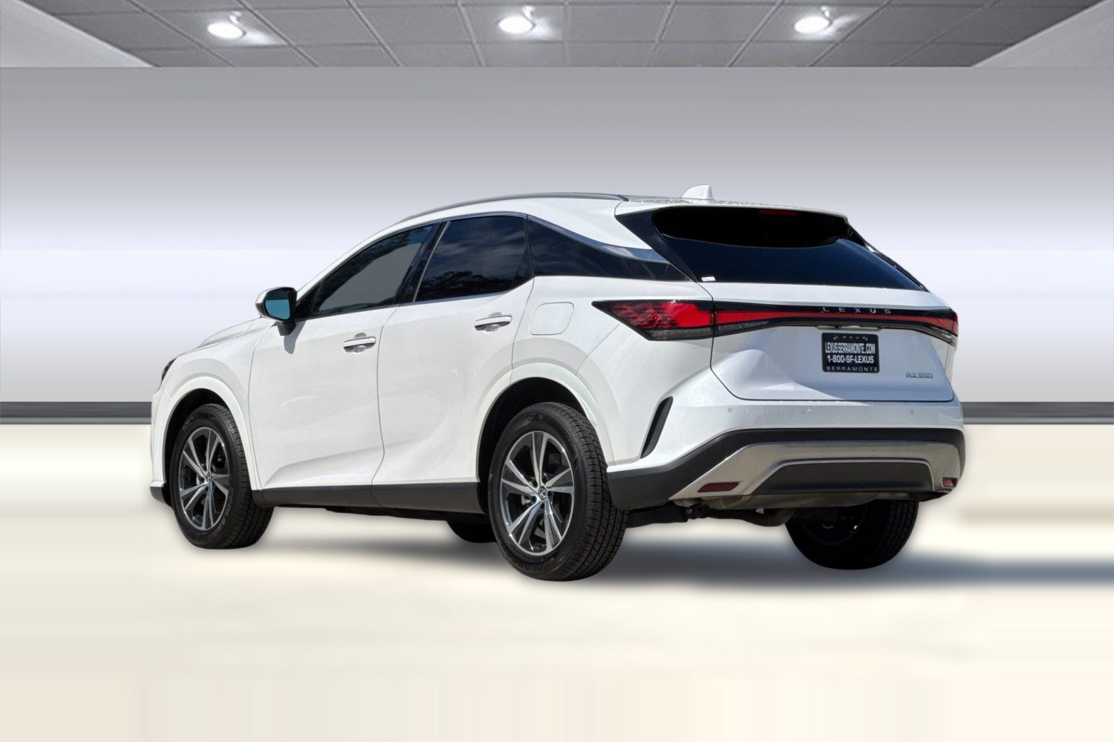 Certified 2024 Lexus RX 350 Premium w/ Convenience Package FWD image 3