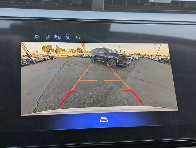 New 2027 Chevrolet Bolt LT w/ Comfort Package FWD image 23