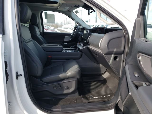 New 2026 Ford Expedition Max Active image 18