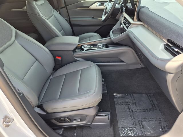 New 2026 Ford Explorer Active w/ Active Comfort Package AWD/4WD image 23