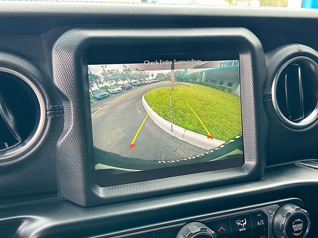 Used 2021 Jeep Wrangler Unlimited Rubicon 4xe w/ Steel Bumper Group image 15